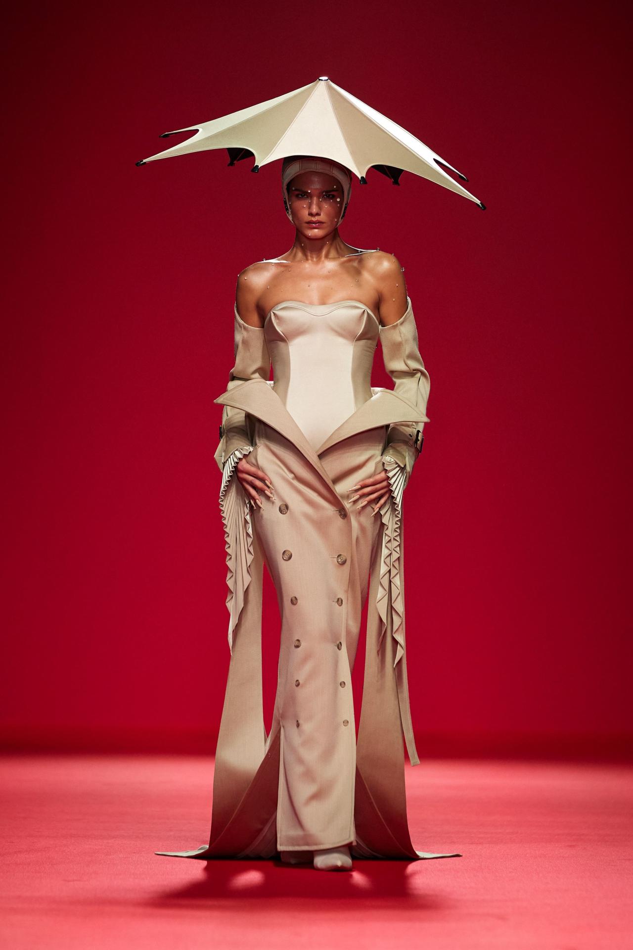 Robert wun ss24 runway press look05