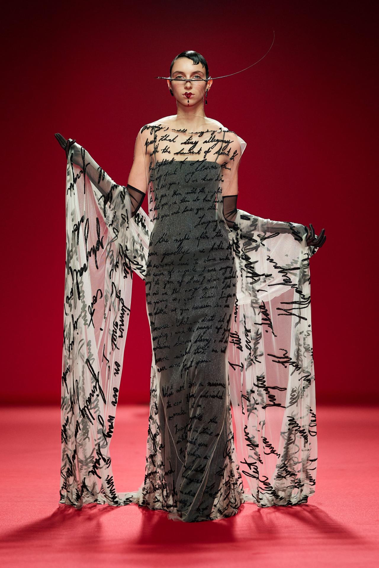 Robert wun ss24 runway press look07