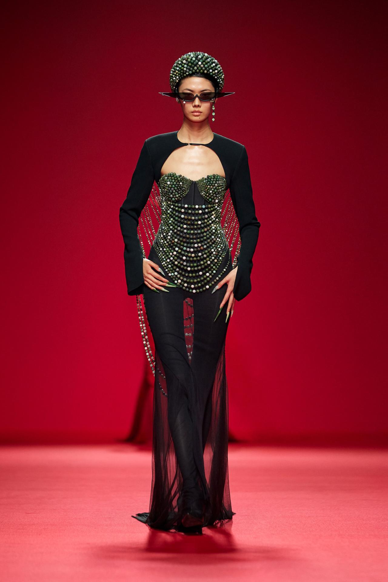 Robert wun ss24 runway press look16