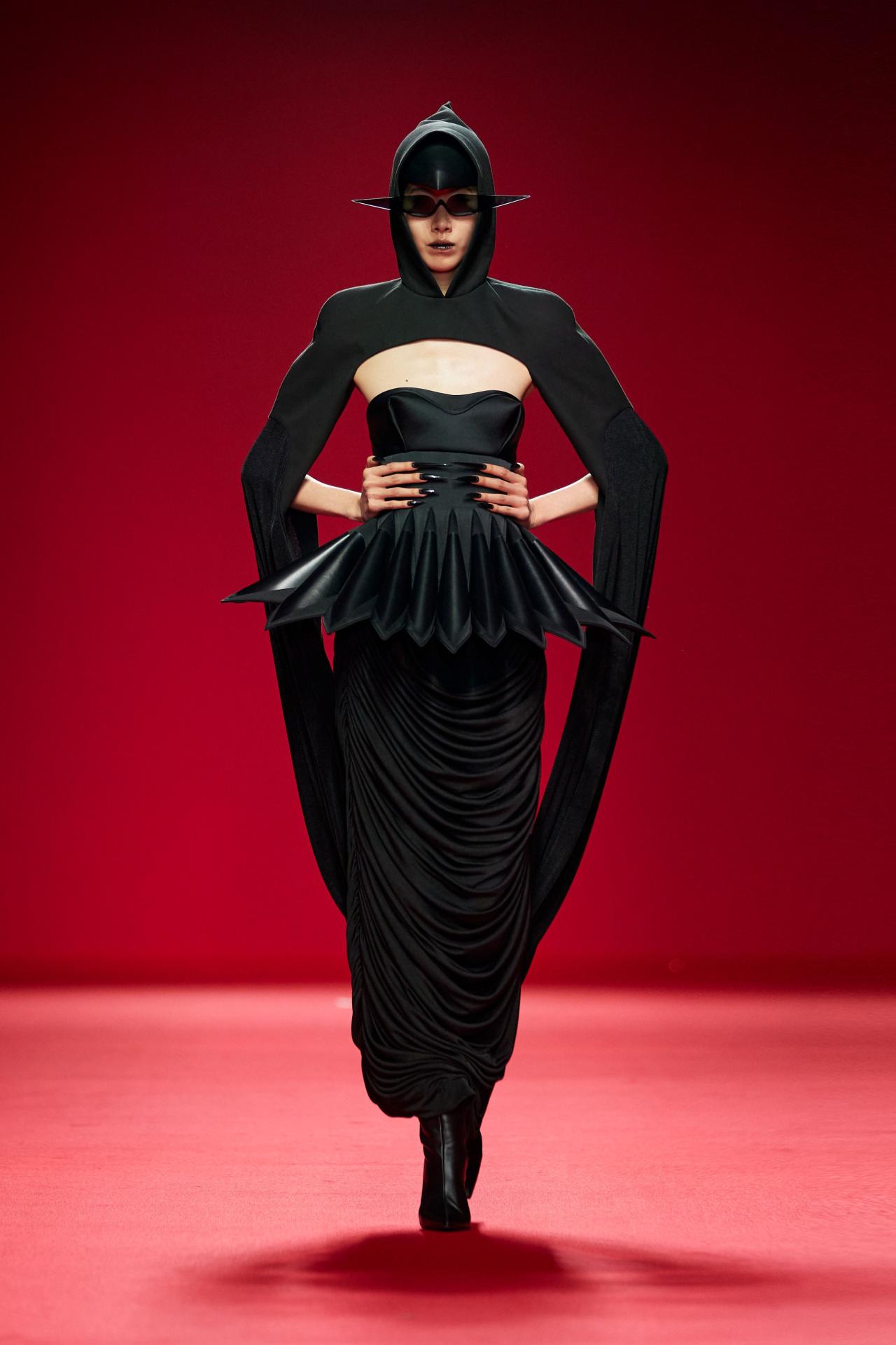 Robert wun ss24 runway press look18