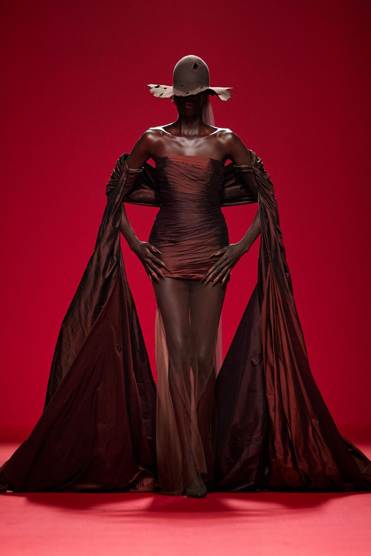 Robert wun ss24 runway press look19